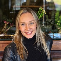 Aline Becker