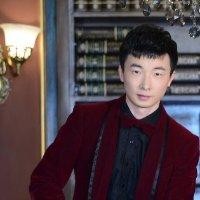 李华伟