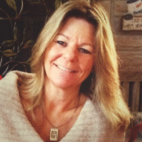 Sandra Carlton