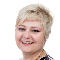 Elzette Van Dyk CA (SA)