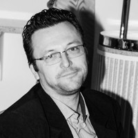 Péter Csöbör