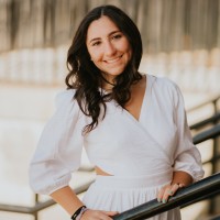 Sarah Weeks, Eit