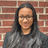 Naomi Holmes