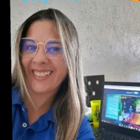 Anna Paula Vasconcelos