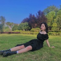 李静璇