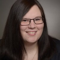 Dr. Nadine Hilger