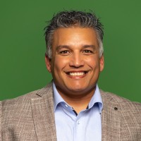 Riaz Van Den Bosch