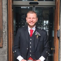 Graeme Thom