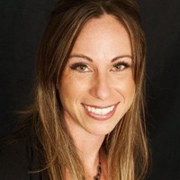 Kiri Elliott