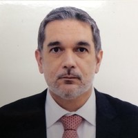Roberto A Agostini V