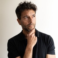 Alberto Carmona