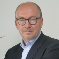 Gavin Evans