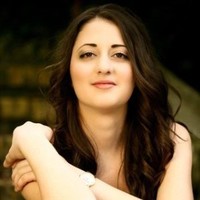 Daneea Stoia