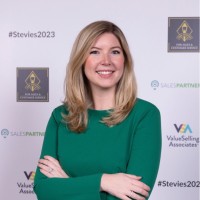 Maggie Miller, Mba