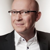 Stefan Lutz