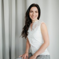 Юлія Суворова