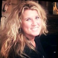 Arianne Schoon