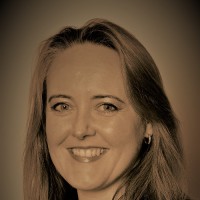 Elaine Charlesworth