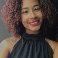 Joyce Oliveira
