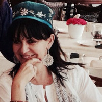 Carol~ann V D Bergh