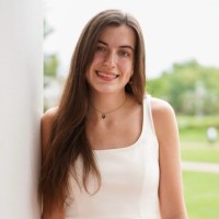 Nicole Moyer