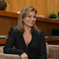 Viviane Soares
