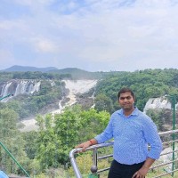 Venu L