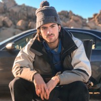 Jonathan Mizaur