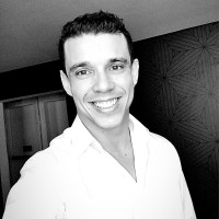 Raphael M Almeida