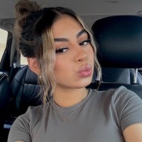 Evelyn Villa