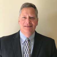 Chris R. Morris, Mai, Frics