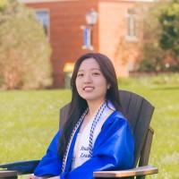Gloria Kim