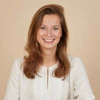 Laura Van Der Zee
