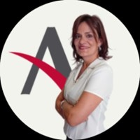 Elena Santos Hernandez