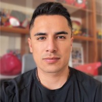 Adrián Pesántez