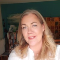 Roisin M.