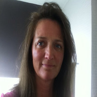 Sabine T'Kindt