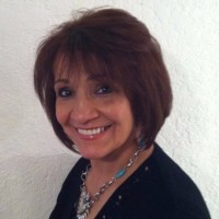 Iris Nieves
