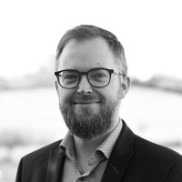Steffen N.
