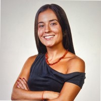 Claudia Lasurt Barés