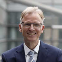 Dr. Gerhard Schulz