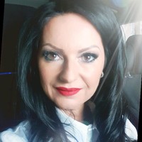 Laura Czipruszová
