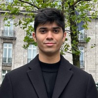 Krishna Kapoor