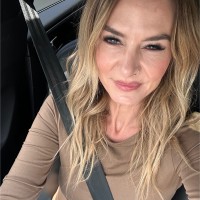 Victoria James