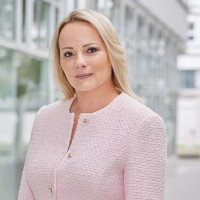 Jaqueline Andreae, Mrics
