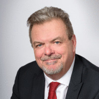 Dan Holt