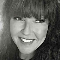 Sandra Dee French