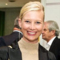 Simone Neuf