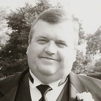 Robert E Hutchison