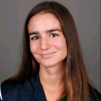 Laura Holánszky